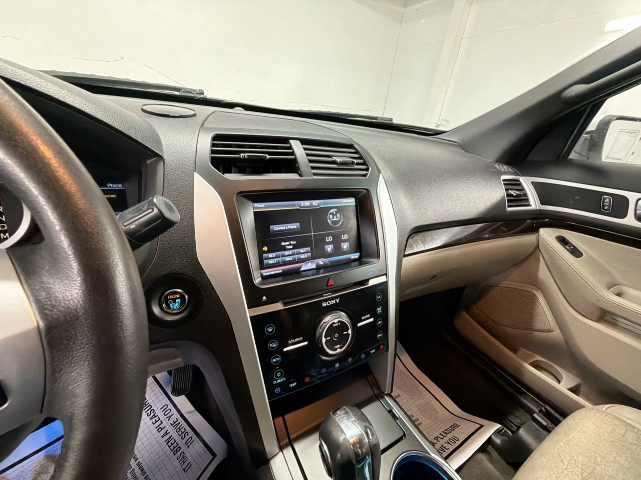 Used 2015 Ford Explorer Limited FWD image 17