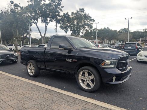 Used 2013 RAM 1500 R/T w/ Comfort Group image 9