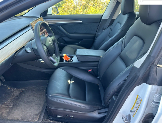 Used 2023 Tesla Model 3 Standard Range RWD image 5