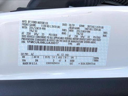 Used 2020 Ford Escape Titanium image 29