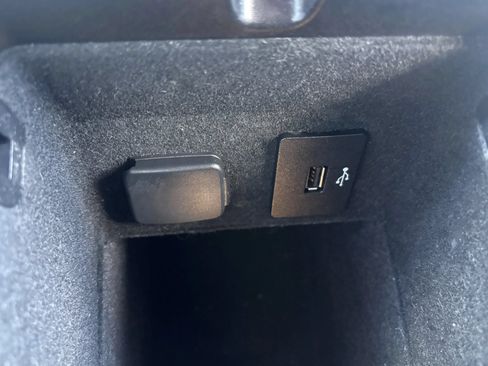 Used 2018 Lincoln MKX Select w/ Select Plus Package AWD/4WD image 31