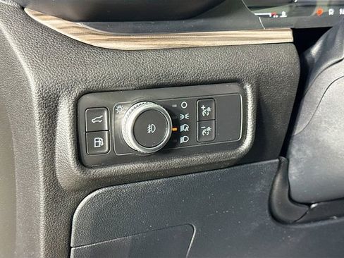 Certified 2021 Ford Explorer Limited w/ Hybrid Equipment Group 310A image 10