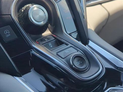 Used 2019 Acura RDX w/ Technology Package AWD/4WD image 10