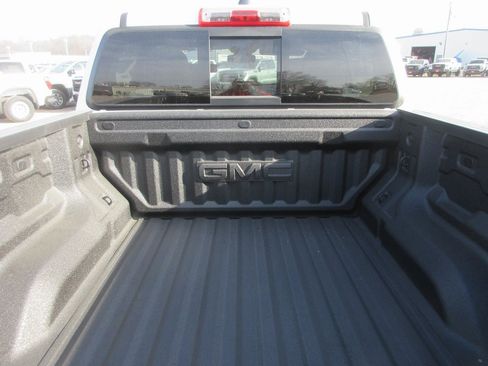 New 2026 GMC Canyon Denali image 6