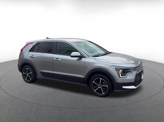 Used 2026 Kia Niro LX FWD video 2