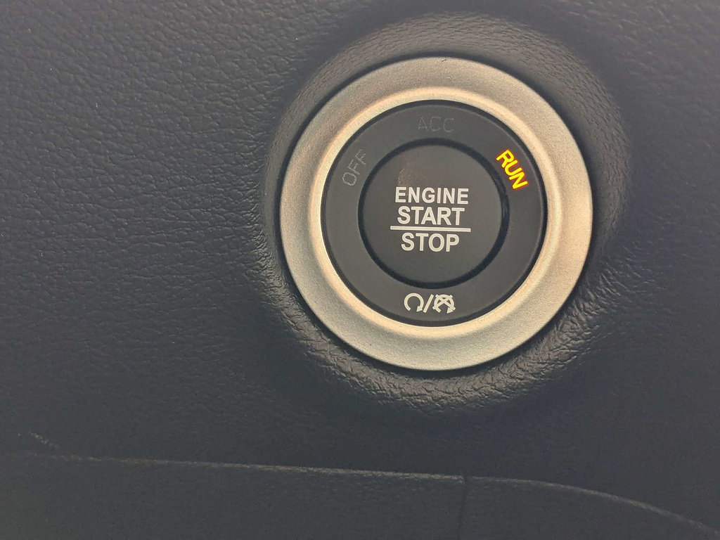 New 2027 Chrysler Pacifica Select FWD image 31
