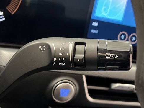 Used 2025 Hyundai Sonata SEL AWD/4WD image 46