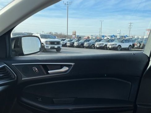 Used 2024 Ford Edge SEL image 27