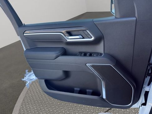 New 2026 Chevrolet Silverado 1500 LT image 18