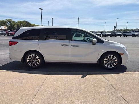 Used 2023 Honda Odyssey EX-L image 4