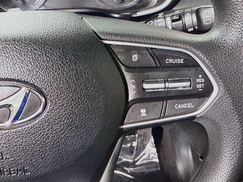 Used 2020 Hyundai Santa Fe SE FWD image 15