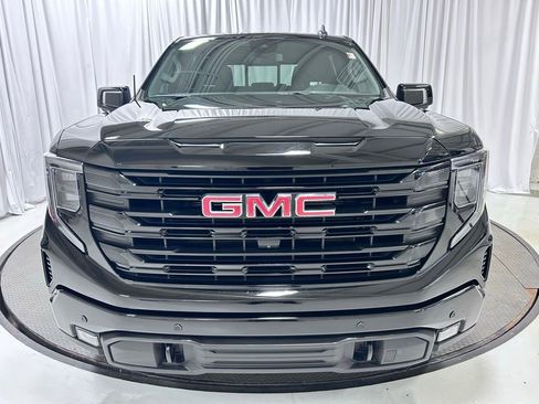 Used 2024 GMC Sierra 1500 Elevation w/ Preferred Package image 22