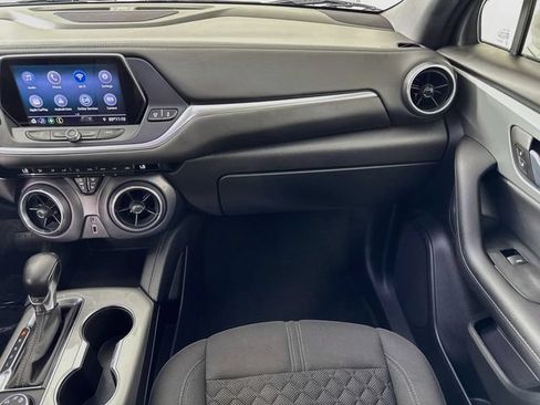 Used 2019 Chevrolet Blazer LT AWD/4WD image 37