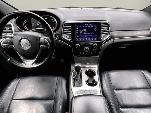 Used 2019 Jeep Grand Cherokee Limited AWD/4WD image 15