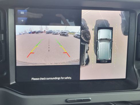 Used 2022 Ford Bronco Badlands image 19