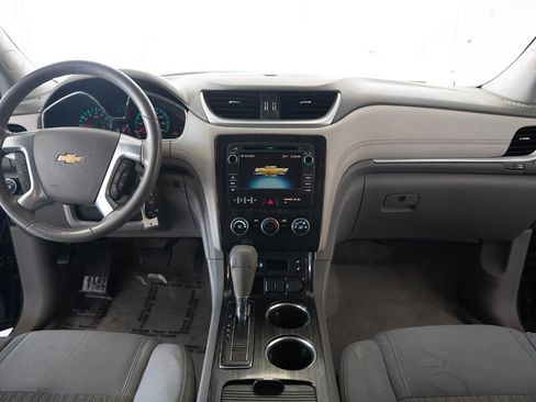 Used 2015 Chevrolet Traverse LT AWD/4WD image 14