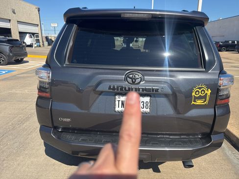 Used 2023 Toyota 4Runner SR5 Premium w/ Moonroof Package image 6