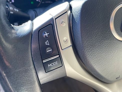 Used 2014 Lexus ES 350 w/ Luxury Package FWD image 50