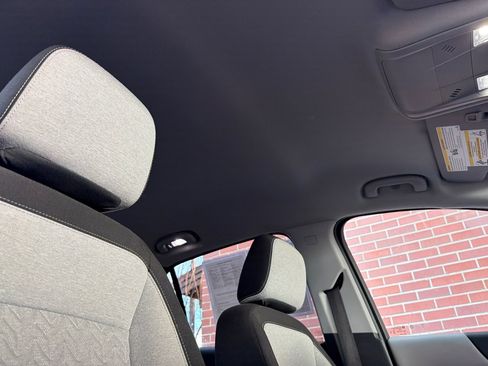 Used 2024 Chevrolet Equinox LS w/ LS Convenience Package image 17