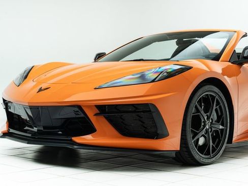 Used 2022 Chevrolet Corvette Stingray Premium Conv w/ Z51 Performance Package image 10