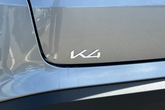 Used 2025 Kia K4 EX FWD image 33