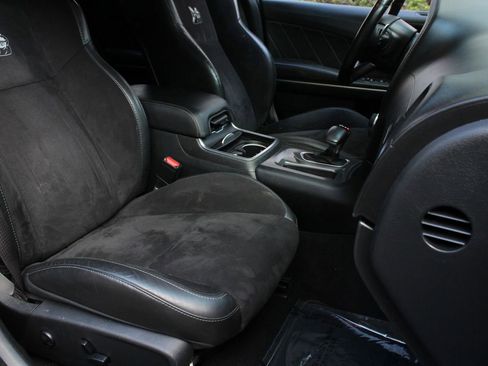 Used 2020 Dodge Charger Scat Pack w/ Dynamics Package RWD image 28