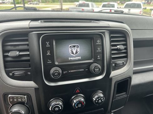 Used 2015 RAM 1500 Express w/ Black Ram 1500 Express Group AWD/4WD image 13