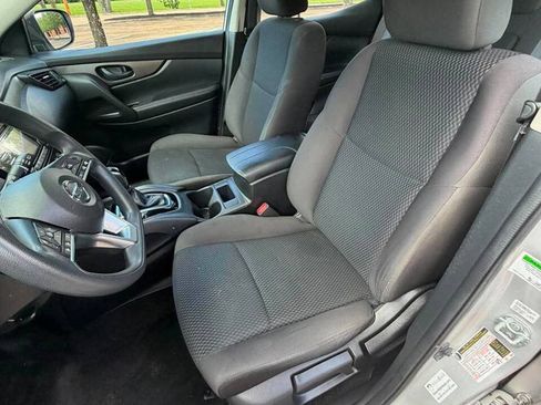 Used 2017 Nissan Rogue Sport S w/ S Appearance Package FWD image 7