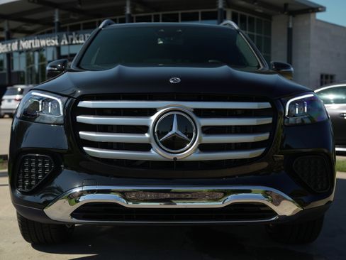 New 2025 Mercedes-Benz GLS 450 4MATIC image 10