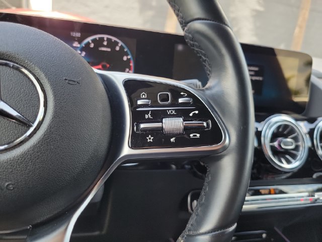 Used 2023 Mercedes-Benz GLA 250 4MATIC image 22