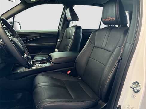 Used 2025 Honda Passport TrailSport image 21