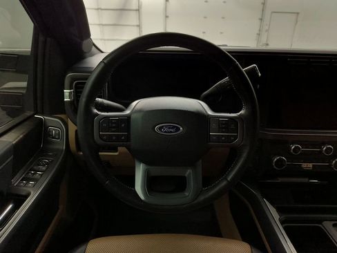 Used 2024 Ford F450 Lariat w/ Chrome Package AWD/4WD image 24