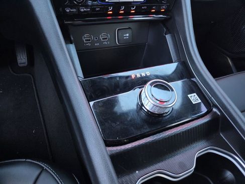 New 2025 Jeep Grand Cherokee Limited w/ Black Appearance Package image 10