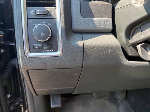 Used 2018 RAM 1500 Big Horn AWD/4WD image 26