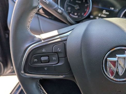 Used 2022 Buick Encore GX Preferred w/ Sport Touring Package image 17