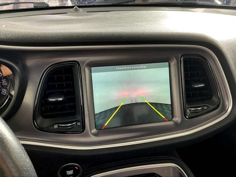 Used 2019 Dodge Challenger SXT w/ Plus Package AWD/4WD image 14