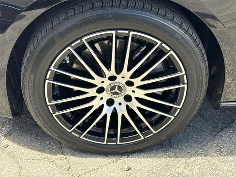 Used 2024 Mercedes-Benz C 300 4MATIC Sedan image 32