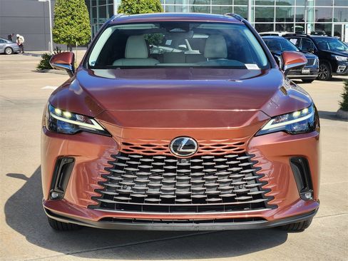 Used 2023 Lexus RX 350 Premium Plus image 2