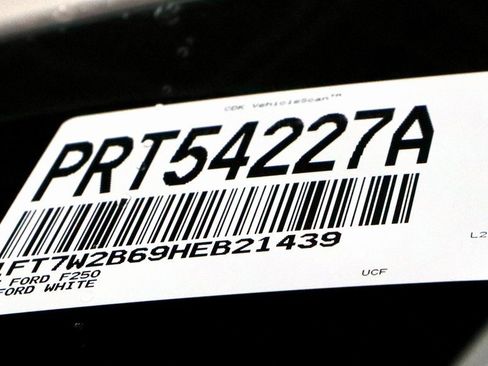 Used 2017 Ford F250 Lariat w/ Lariat Ultimate Package image 32