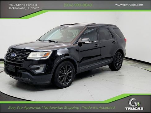 Used 2017 Ford Explorer XLT w/ Equipment Group 202A FWD image 1