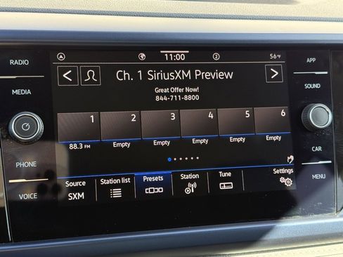 Certified 2024 Volkswagen Taos SE w/ MDO Package image 10