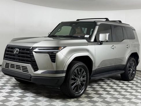 Certified 2025 Lexus GX 550 w/ Accessory Package (2T) AWD/4WD image 2