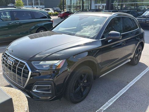 Used 2021 Audi Q5 2.0T Premium w/ Convenience Package AWD/4WD image 3