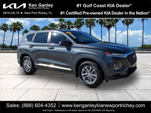 Used 2020 Hyundai Santa Fe SE image 1