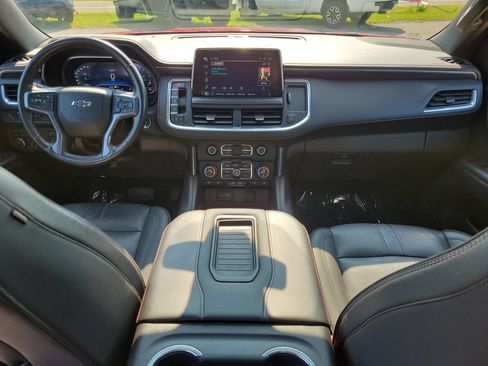 Used 2022 Chevrolet Suburban RST w/ Max Trailering Package AWD/4WD image 13