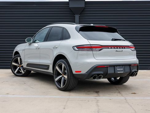Certified 2026 Porsche Macan S AWD/4WD image 3
