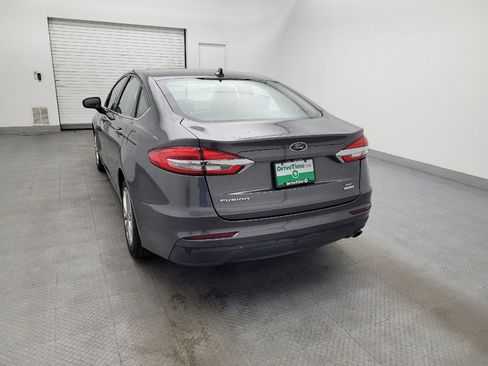 Used 2019 Ford Fusion SE image 6