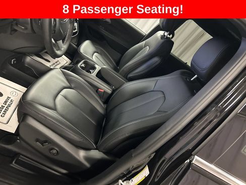 New 2026 Chrysler Pacifica Select FWD image 10
