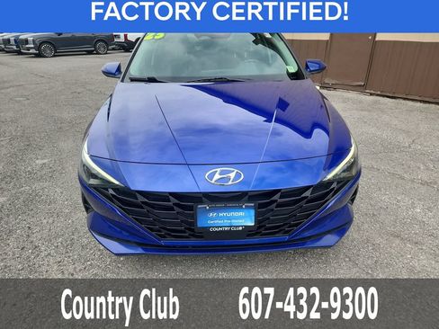 Certified 2023 Hyundai Elantra SEL w/ Convenience Package FWD image 3