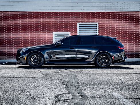 New 2026 BMW M5 Touring AWD/4WD image 4